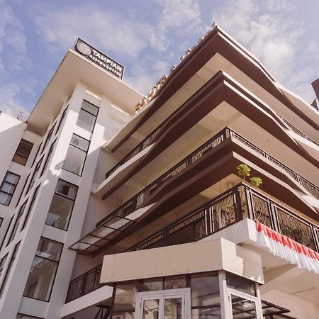Fahira Hotel Syariah Bukittinggi Exteriér fotografie