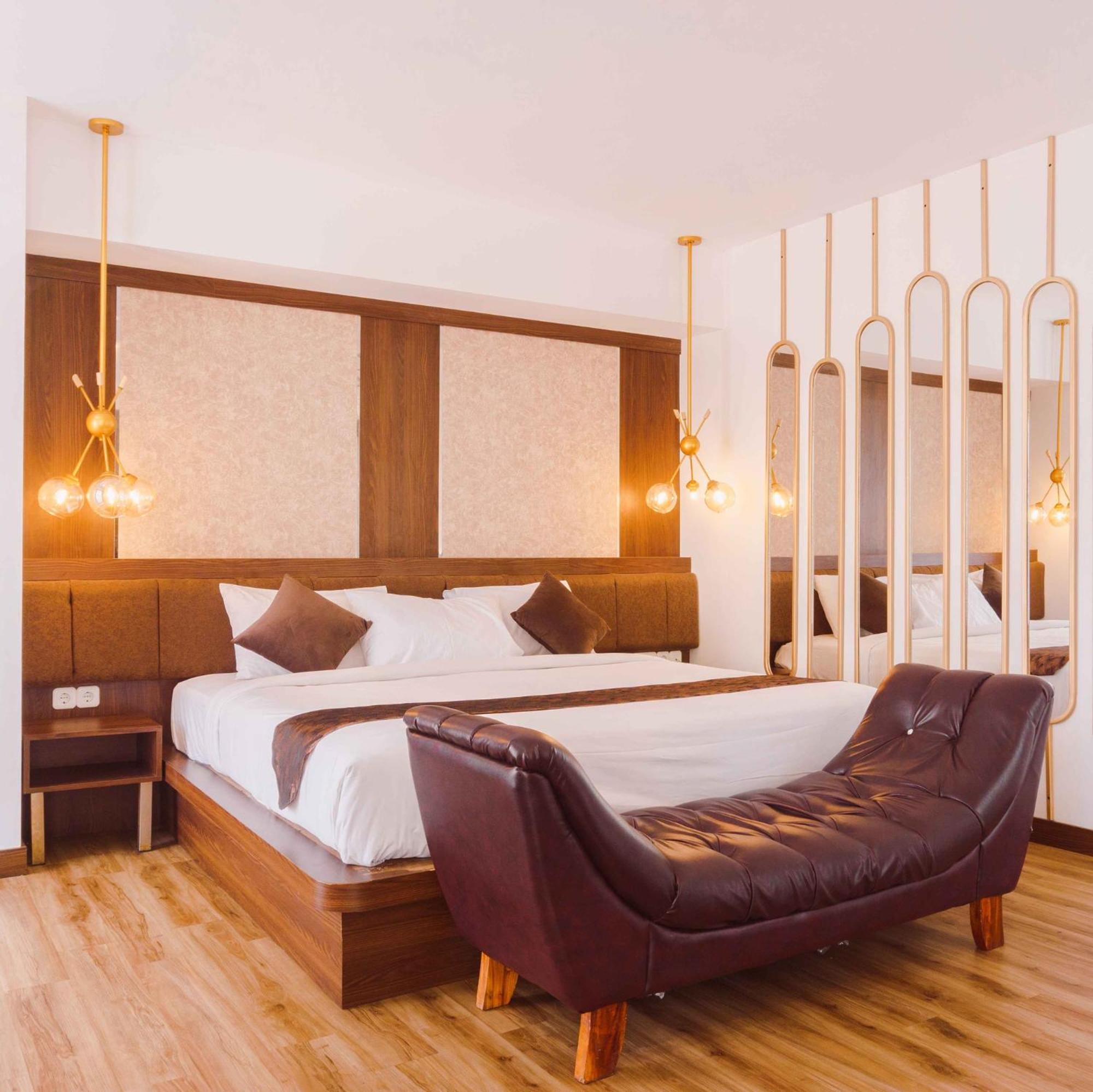 Fahira Hotel Syariah Bukittinggi Exteriér fotografie